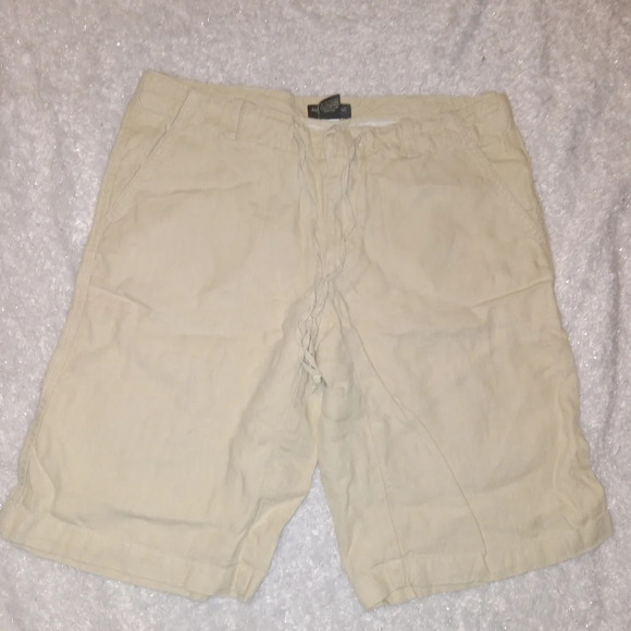 Banana Republic 100% Linen Cream Colored Bermuda shorts size 10 - Picture 5 of 5